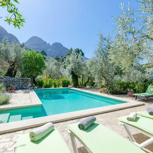 https://cas-fusteret.allmallorcahotels.com